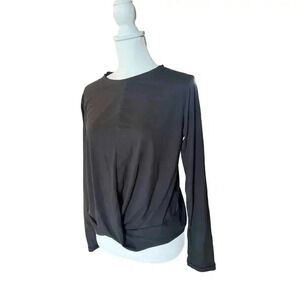 Legend women’s athletic top with twist bottom long sleeve activewear size large